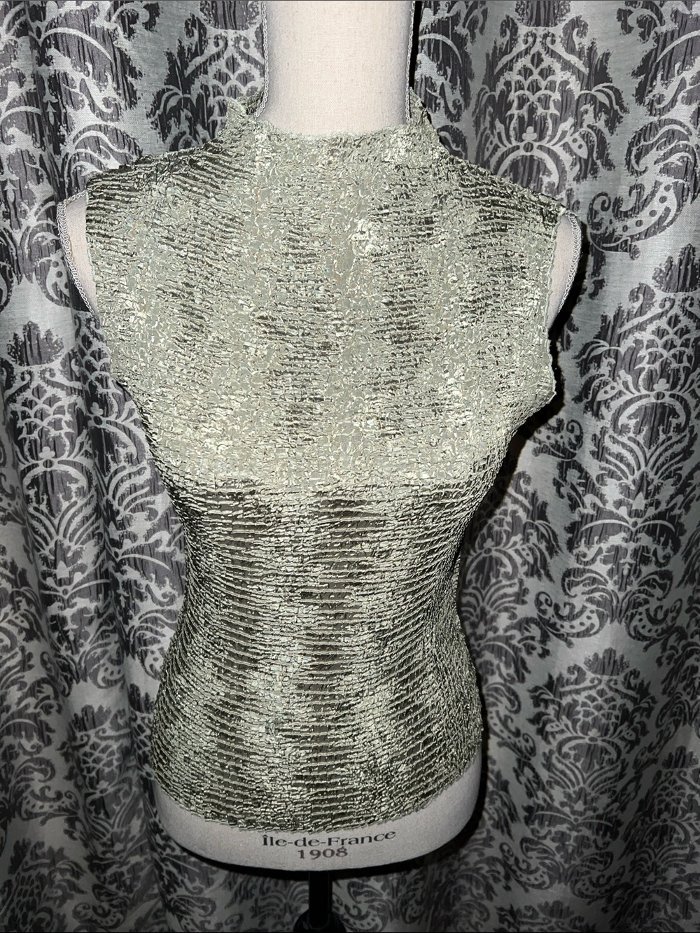 Vintage Plisse Green Sleeveless Textured Mock Neck Top